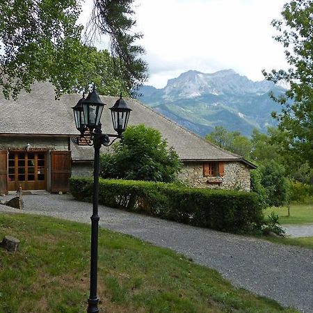 Domaine De Lara Acomodação com café da manhã Barcelonnette Exterior foto