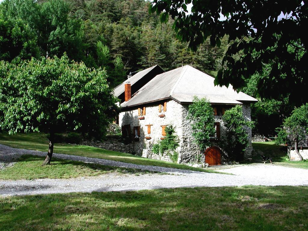 Domaine De Lara Acomodação com café da manhã Barcelonnette Exterior foto